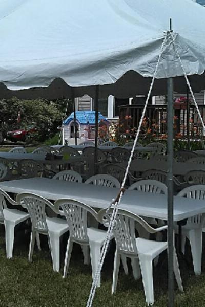 Pole Tent w/Tables and Chairs